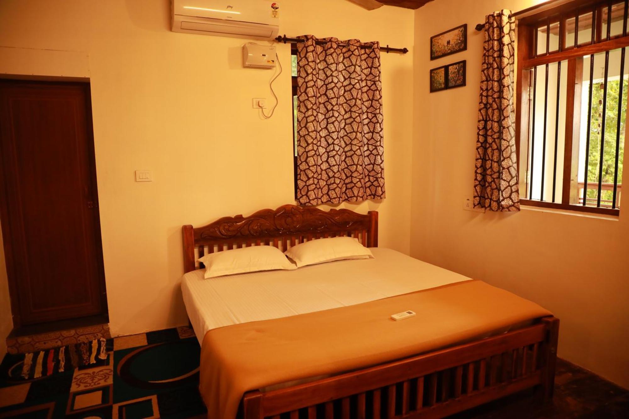 Kovalam Lake View Villa Vellayani Esterno foto