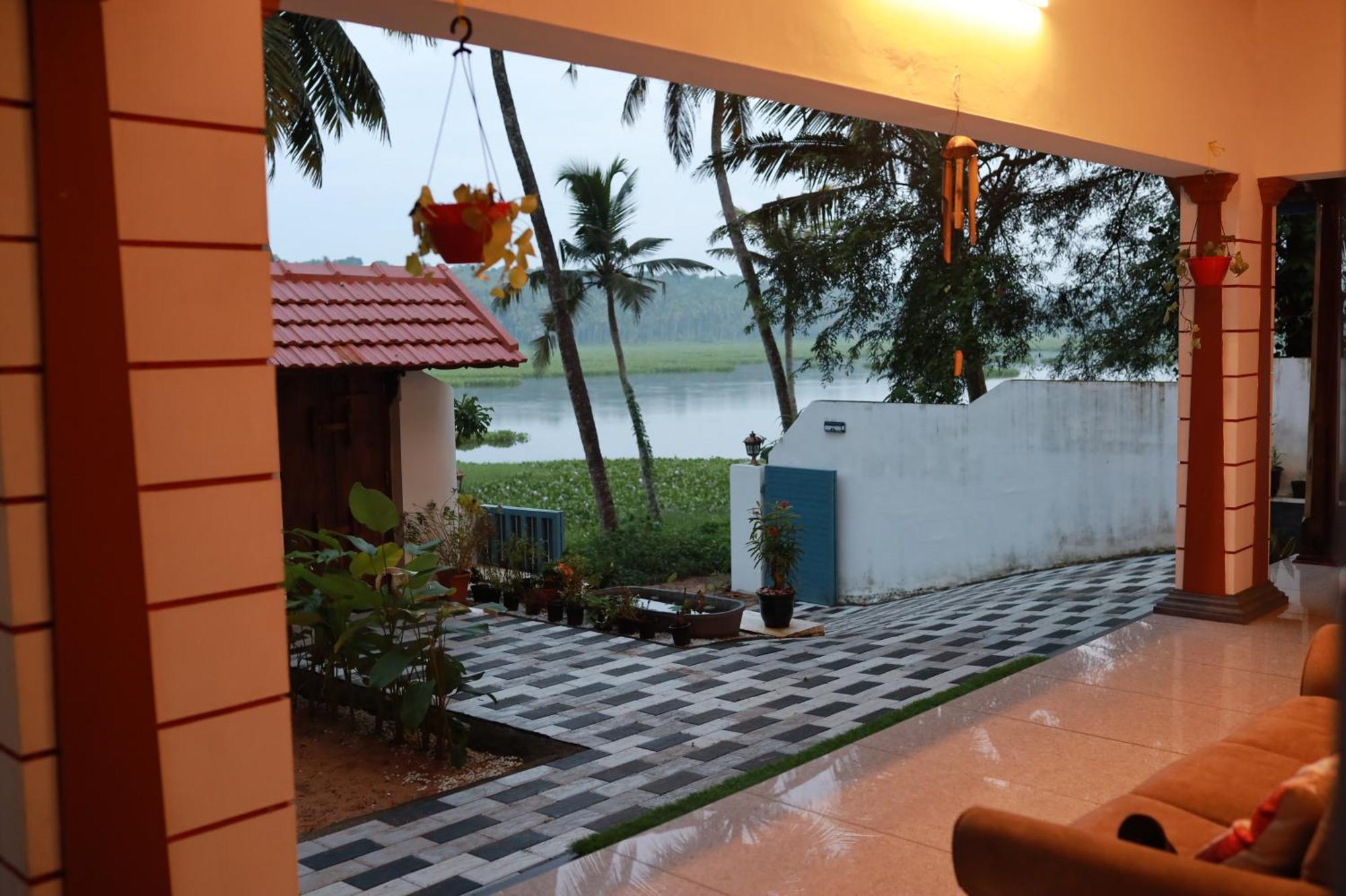 Kovalam Lake View Villa Vellayani Esterno foto